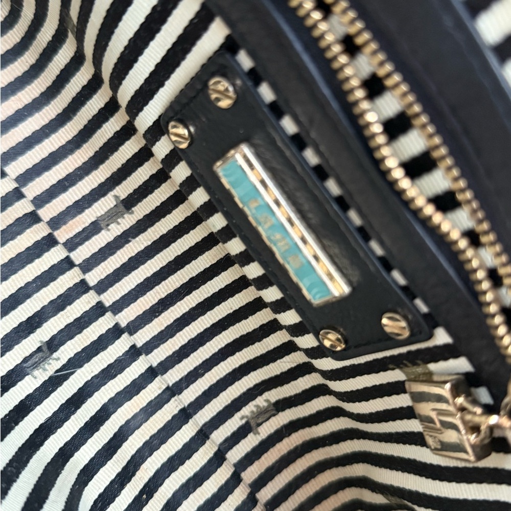 L.A.M.B. Bag - Picture 4 of 7